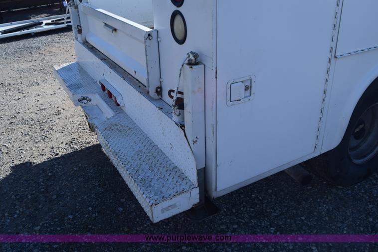 image for item K4466 1996 Chevrolet 3500 utility truck with crane