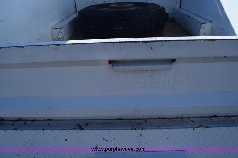 image for item K4466 1996 Chevrolet 3500 utility truck with crane