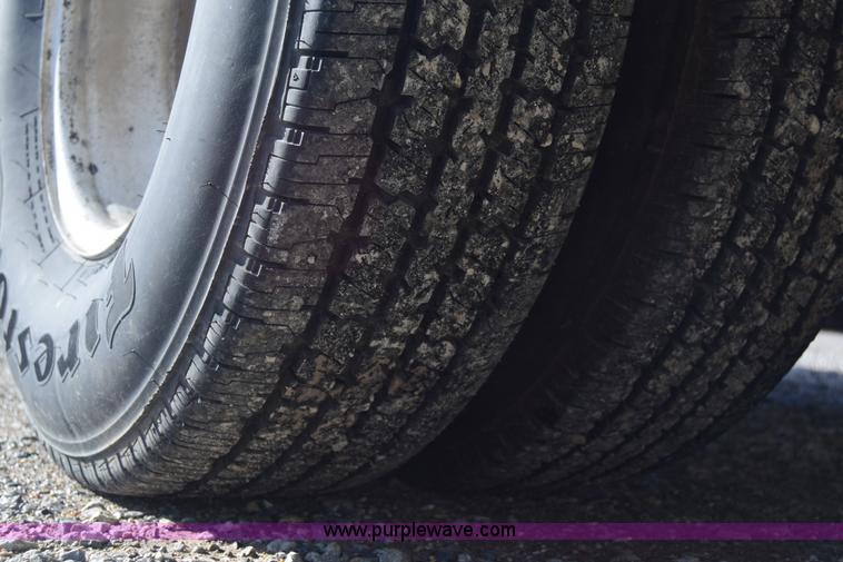 image for item K4466 1996 Chevrolet 3500 utility truck with crane