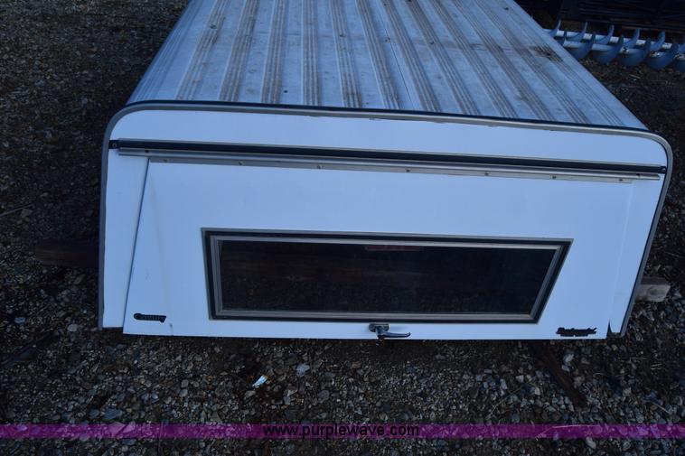 image for item K4469 Assorted automotive accessories