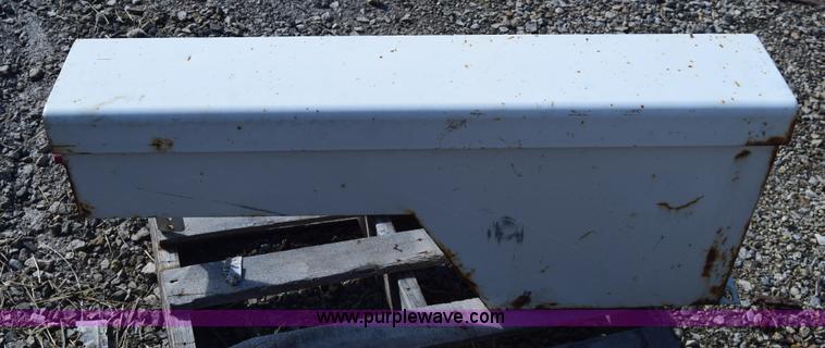 image for item K4469 Assorted automotive accessories