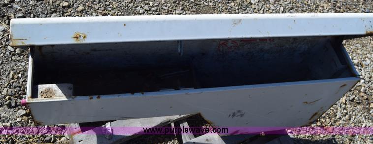 image for item K4469 Assorted automotive accessories