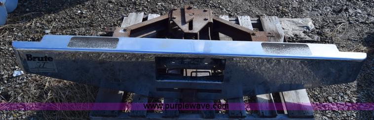 image for item K4469 Assorted automotive accessories