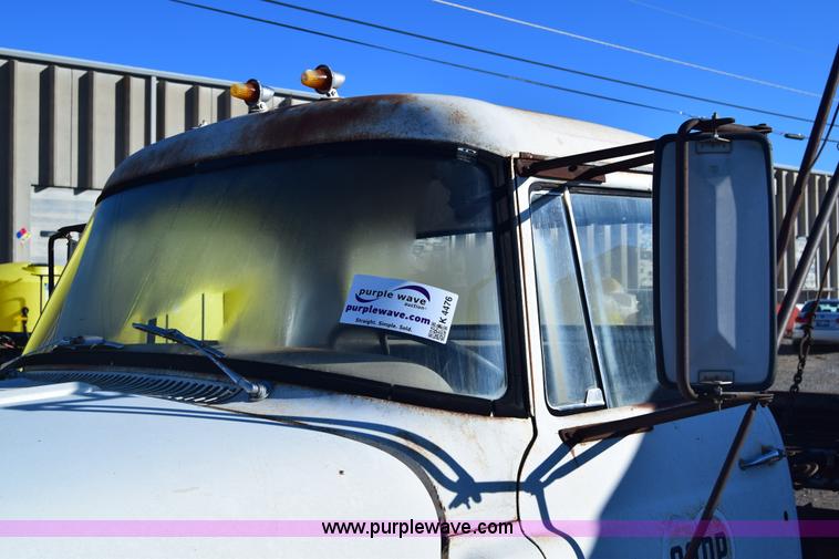 image for item K4476 1965 International 1600 winch truck