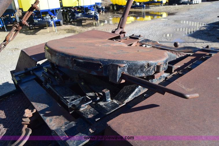 image for item K4476 1965 International 1600 winch truck