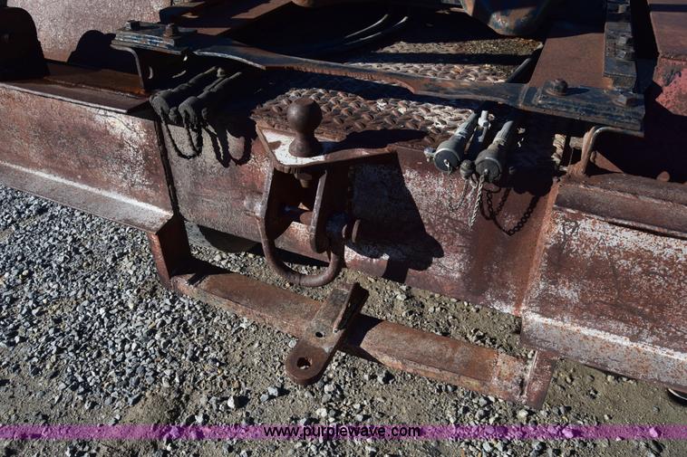 image for item K4476 1965 International 1600 winch truck