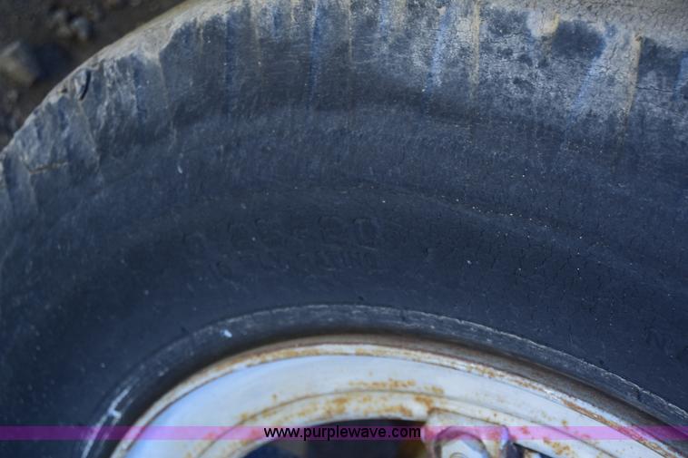 image for item K4476 1965 International 1600 winch truck