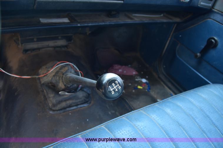 image for item K4481 1988 Chevrolet S10 pickup truck