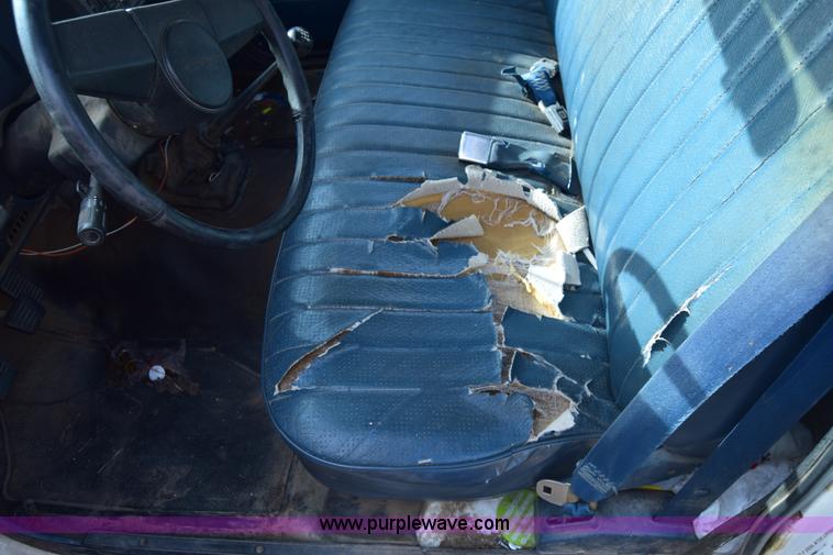 image for item K4481 1988 Chevrolet S10 pickup truck