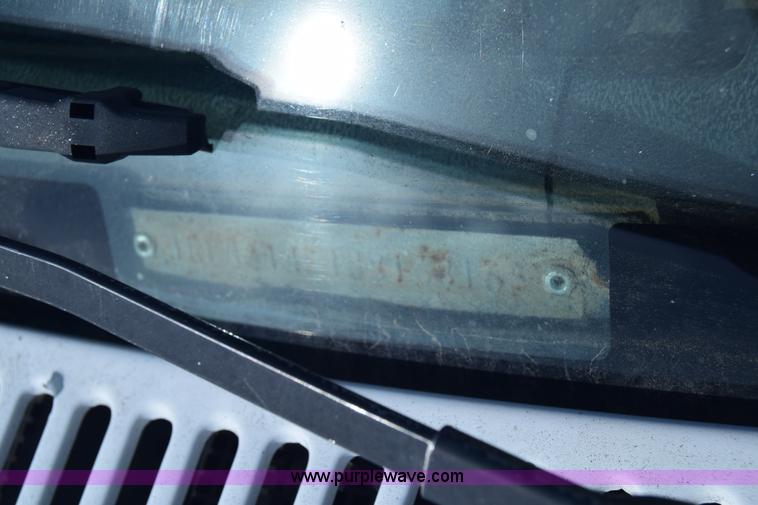 image for item K4481 1988 Chevrolet S10 pickup truck