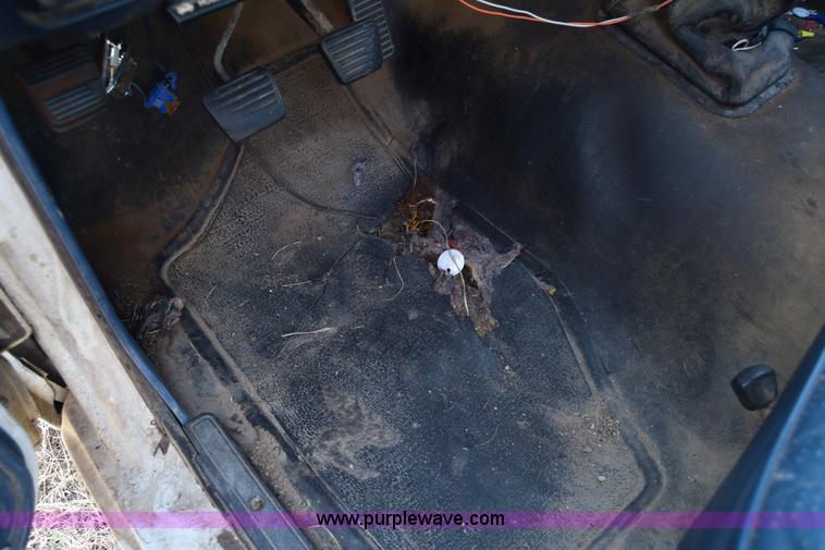 image for item K4481 1988 Chevrolet S10 pickup truck