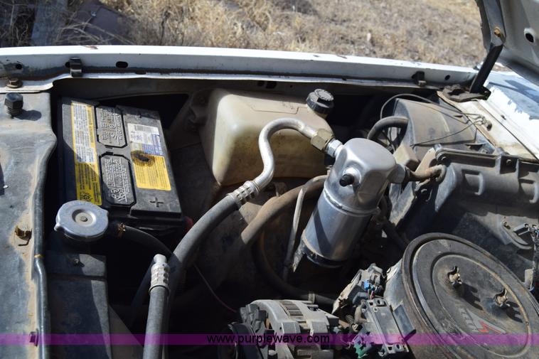 image for item K4481 1988 Chevrolet S10 pickup truck