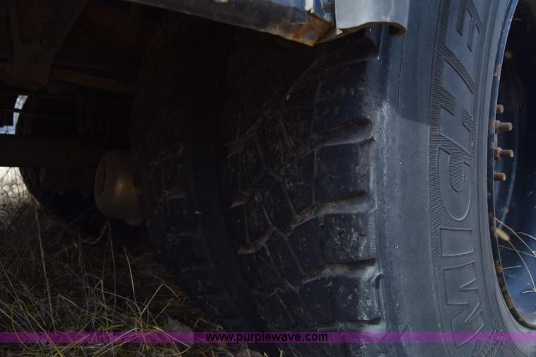 image for item K4482 1997 Blue Bird TC2000 school bus