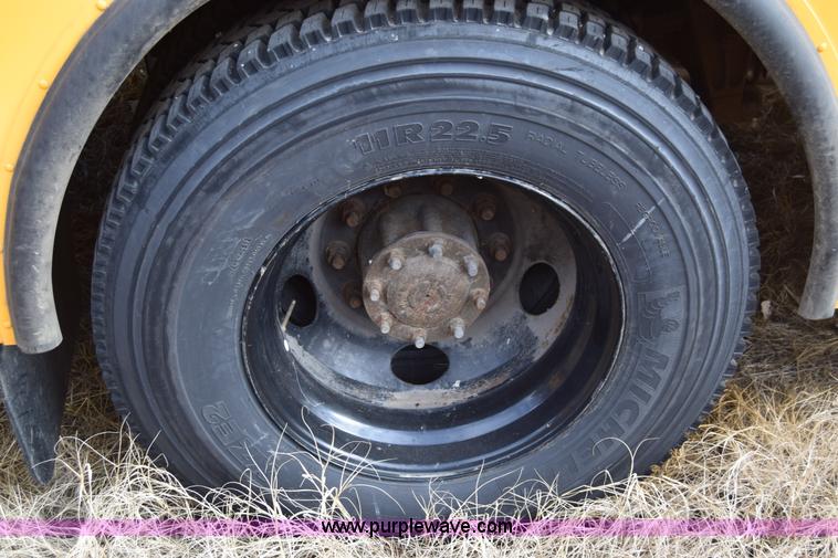 image for item K4483 2008 Blue Bird school bus