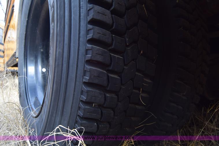 image for item K4483 2008 Blue Bird school bus