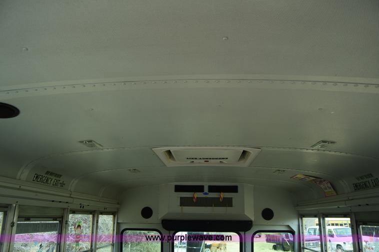 image for item K4484 2005 Ford E450 school bus