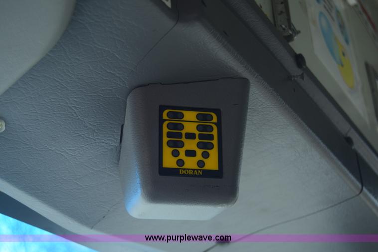 image for item K4484 2005 Ford E450 school bus