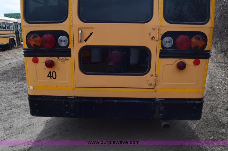 image for item K4484 2005 Ford E450 school bus