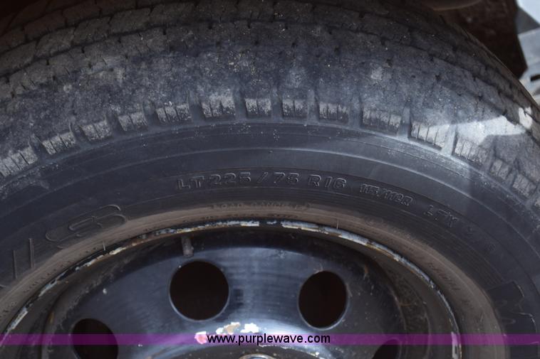 image for item K4484 2005 Ford E450 school bus