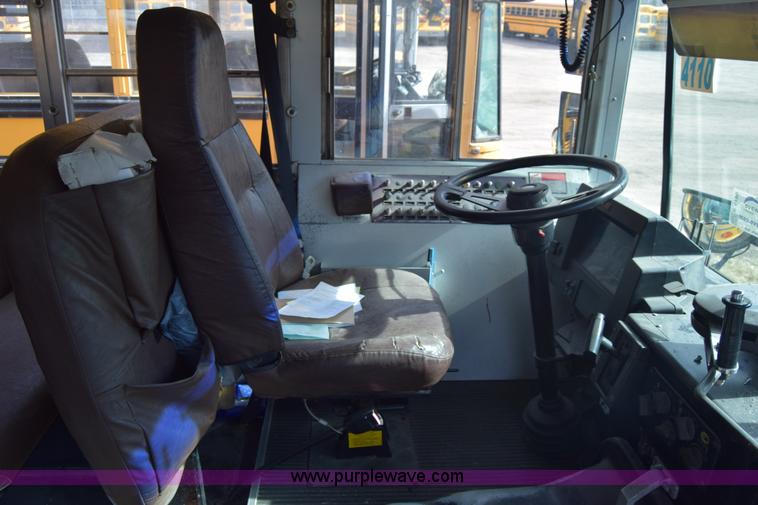 image for item K4486 2000 Blue Bird TC2000 school bus