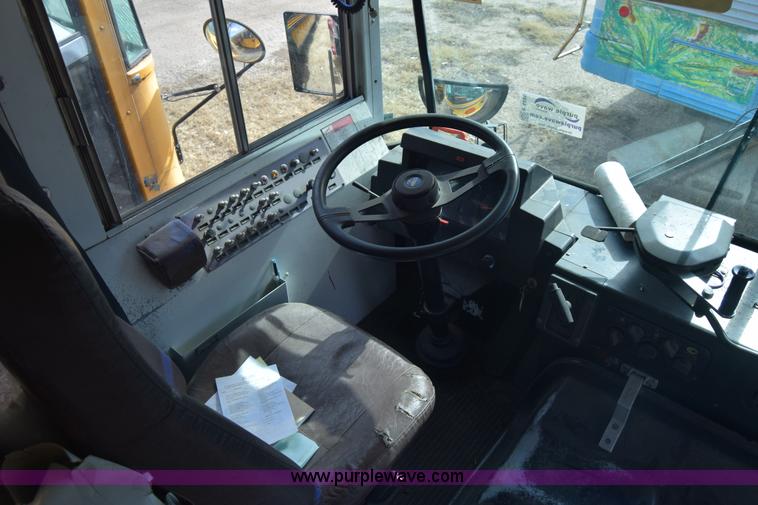 image for item K4486 2000 Blue Bird TC2000 school bus