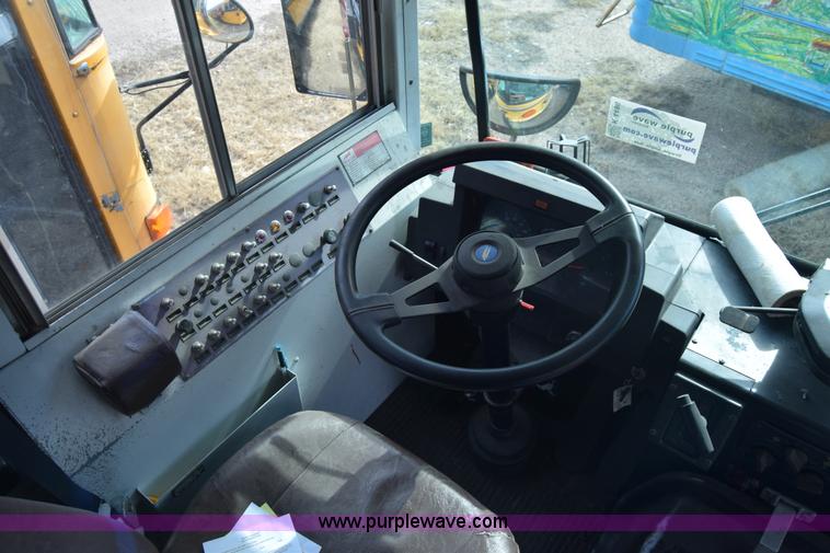 image for item K4486 2000 Blue Bird TC2000 school bus