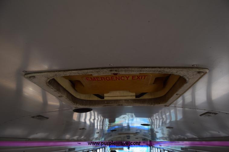 image for item K4486 2000 Blue Bird TC2000 school bus