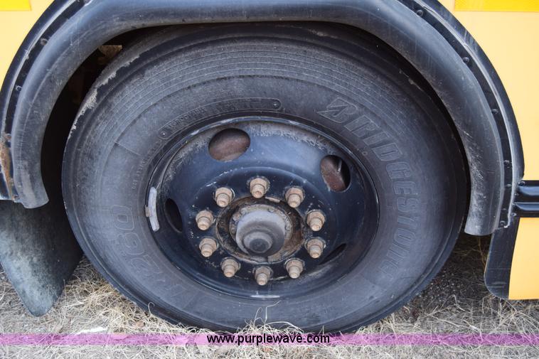 image for item K4486 2000 Blue Bird TC2000 school bus