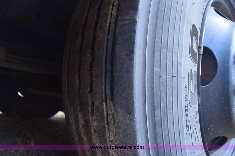 image for item K4486 2000 Blue Bird TC2000 school bus