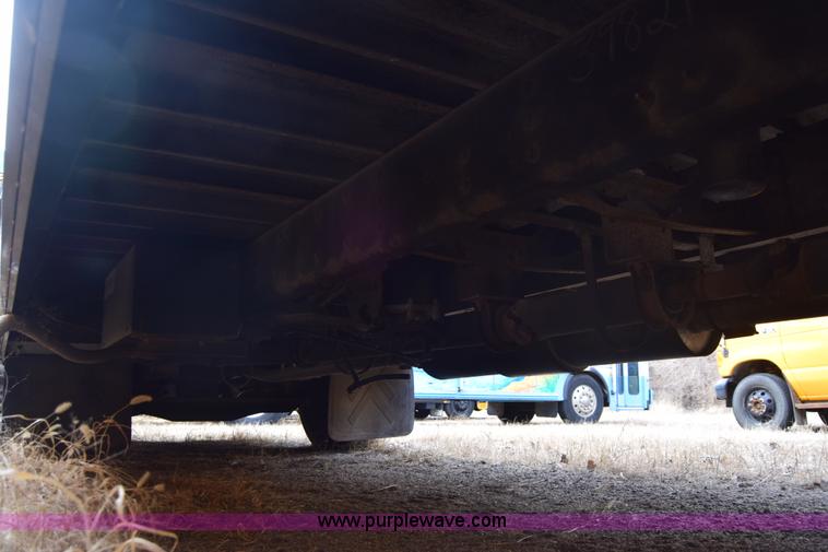 image for item K4486 2000 Blue Bird TC2000 school bus