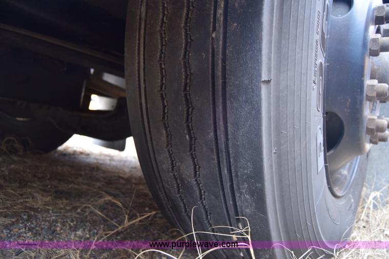 image for item K4486 2000 Blue Bird TC2000 school bus