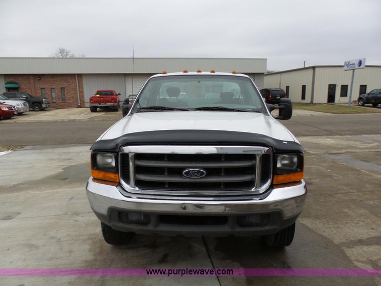 image for item K5476 1999 Ford F450 Super Duty utility truck