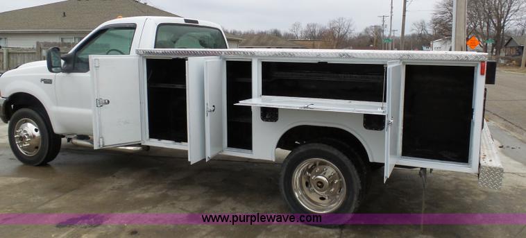 image for item K5476 1999 Ford F450 Super Duty utility truck