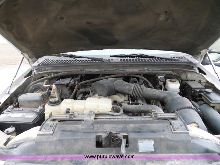 image for item K5476 1999 Ford F450 Super Duty utility truck