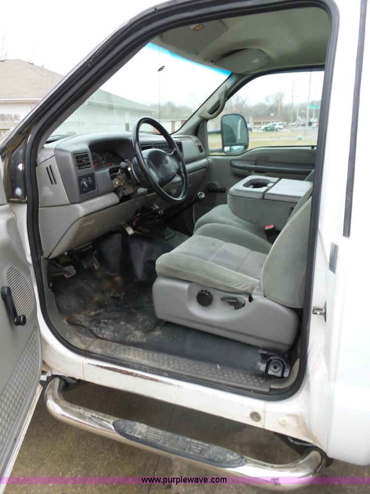 image for item K5476 1999 Ford F450 Super Duty utility truck