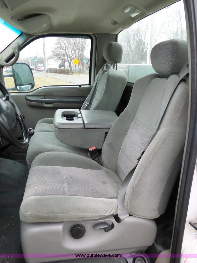 image for item K5476 1999 Ford F450 Super Duty utility truck