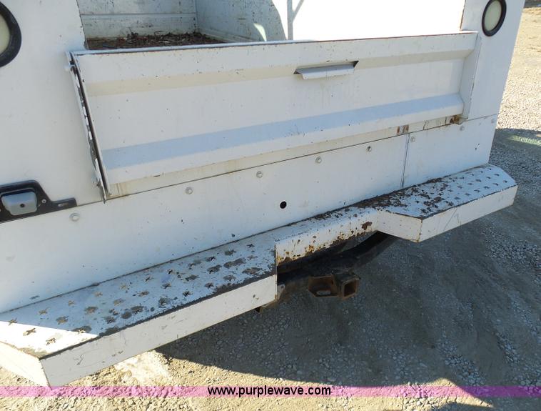 image for item K5483 2005 Ford F350 Super Duty utility truck