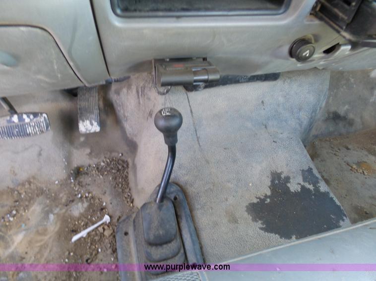 image for item K5483 2005 Ford F350 Super Duty utility truck