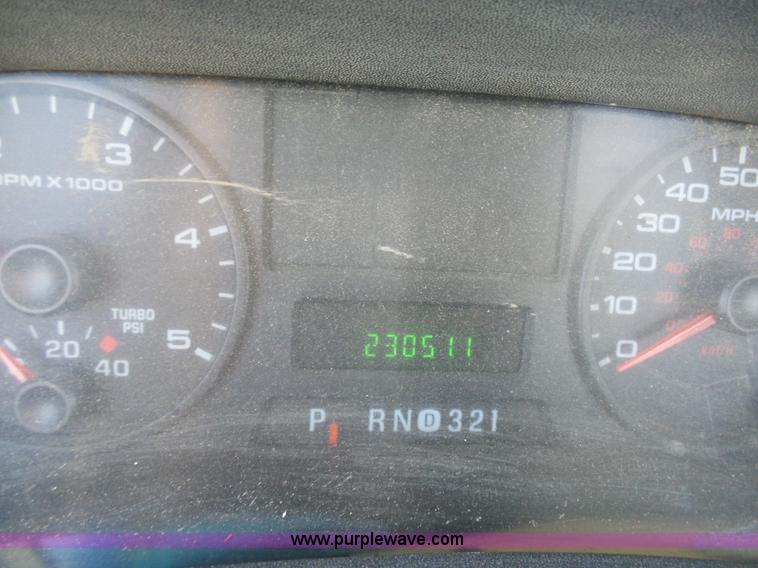 image for item K5483 2005 Ford F350 Super Duty utility truck
