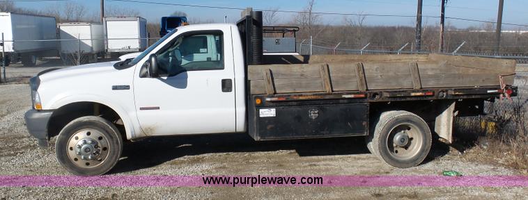 image for item K5484 2004 Ford F550 flatbed truck