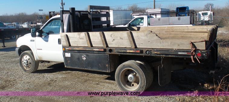 image for item K5484 2004 Ford F550 flatbed truck