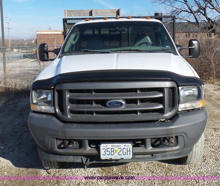 image for item K5484 2004 Ford F550 flatbed truck