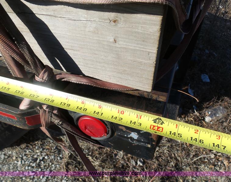 image for item K5484 2004 Ford F550 flatbed truck