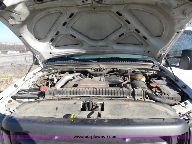 image for item K5484 2004 Ford F550 flatbed truck