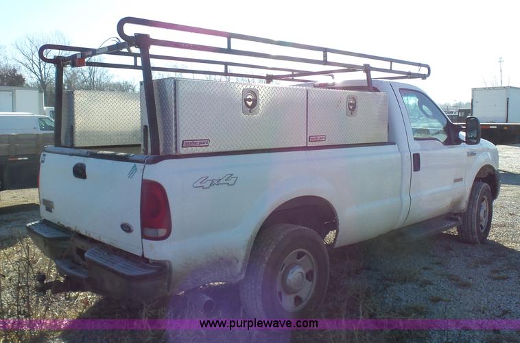 image for item K5486 2007 Ford F250 Super Duty pickup truck