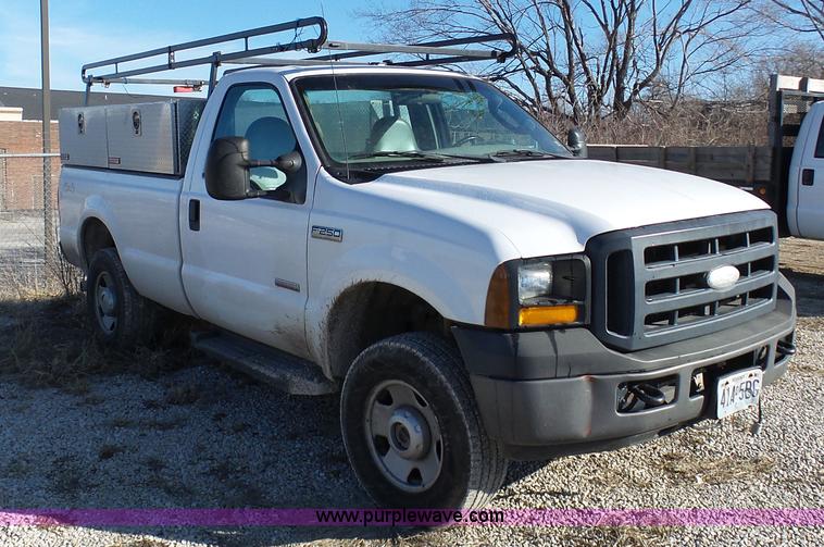 image for item K5486 2007 Ford F250 Super Duty pickup truck