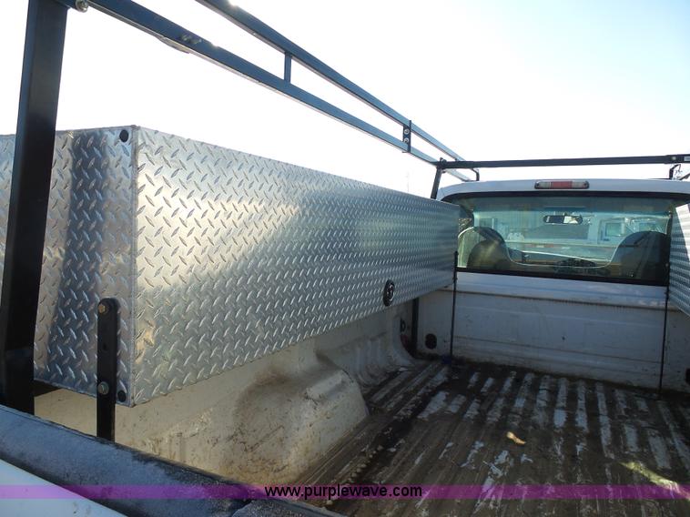 image for item K5486 2007 Ford F250 Super Duty pickup truck