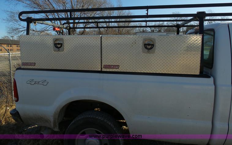 image for item K5486 2007 Ford F250 Super Duty pickup truck