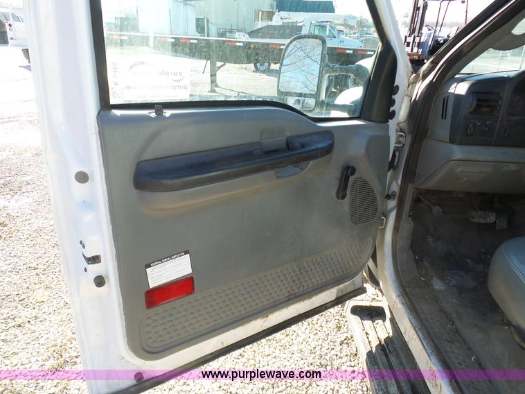 image for item K5486 2007 Ford F250 Super Duty pickup truck