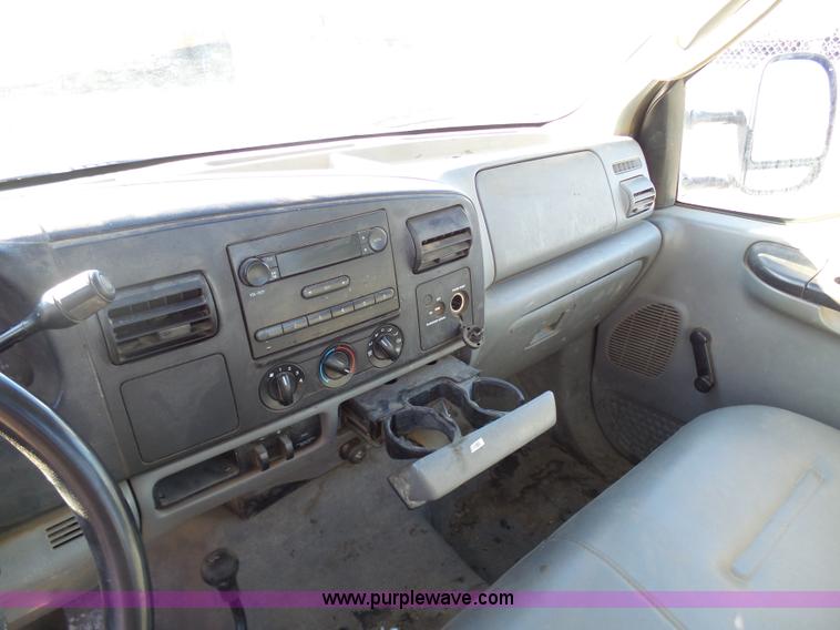 image for item K5486 2007 Ford F250 Super Duty pickup truck